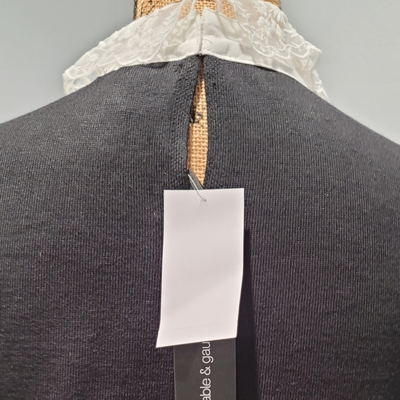 Cable & Gauge Soft Pullover Sweater - Picture 3 of 5